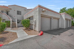 835 N Granite Reef Rd in Scottsdale, AZ - Building Photo