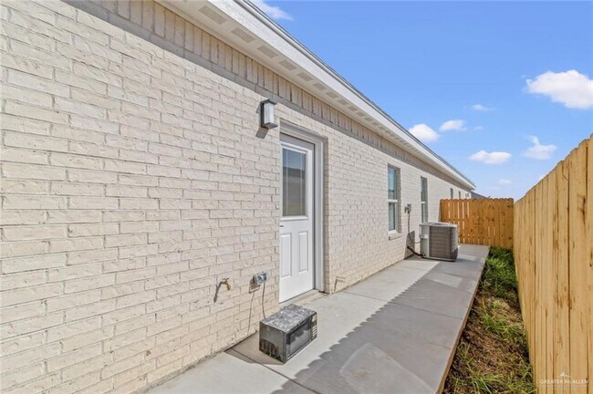 13 San Jose Dr in Mission, TX - Building Photo - Building Photo