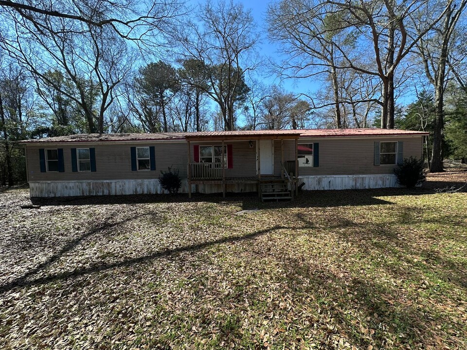 1544 Gritney Rd in Daleville, AL - Building Photo