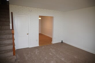 137 Riverthorn Rd in Middle River, MD - Building Photo - Building Photo