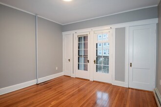 48 Englewood Ave, Unit 3 in Boston, MA - Building Photo - Building Photo