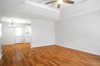 7105 N 8th St in McAllen, TX - Building Photo - Building Photo