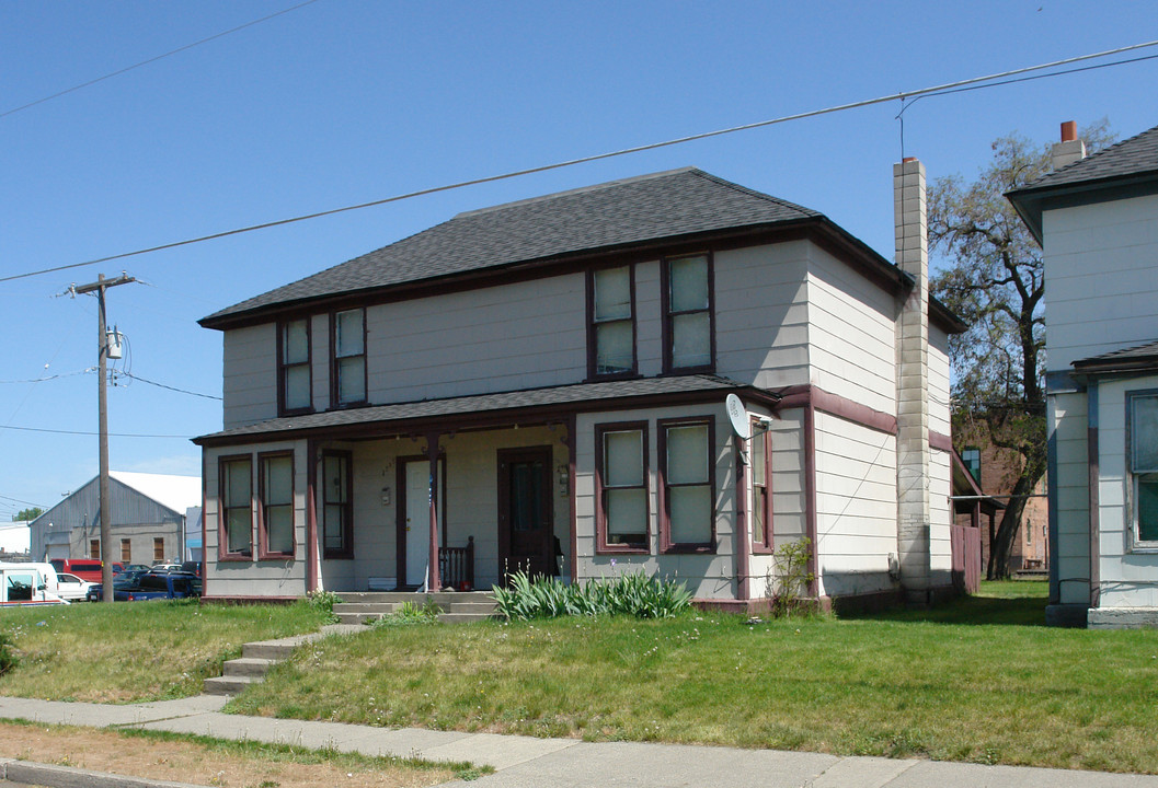 1230-1232 N Madison St in Spokane, WA - Building Photo