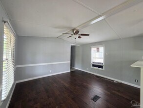 8527 San Juan Calzada in Pensacola, FL - Building Photo - Building Photo