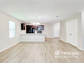 9725 Marbach Brk in San Antonio, TX - Building Photo - Building Photo