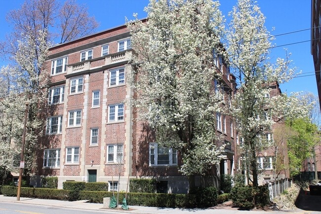 property at 31 Concord Ave