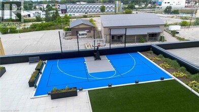 108 Garment St in Kitchener, ON - Building Photo - Building Photo