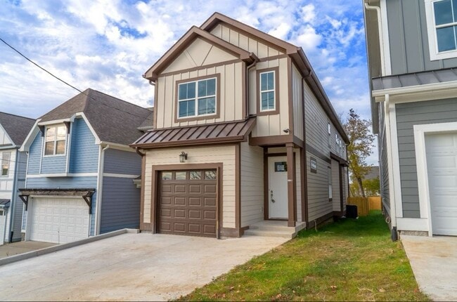 property at 4010B Clifton Ave