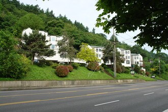 Lair Hill Condos in Portland, OR - Building Photo - Building Photo