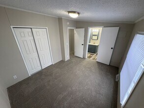 8905 Beechwood Dr in Kalamazoo, MI - Building Photo - Building Photo