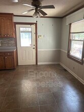 1916 S Main St in Fuquay Varina, NC - Building Photo - Building Photo