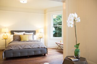 1114 Montgomery St in San Francisco, CA - Building Photo