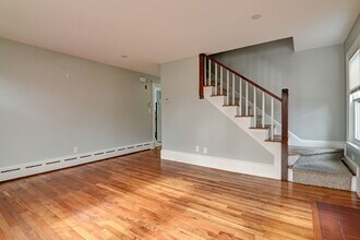 317 Elmwood Ave in Quincy, MA - Building Photo - Building Photo