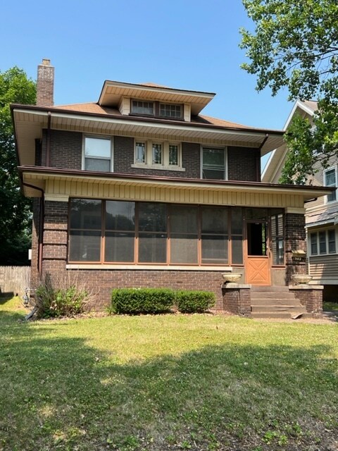 907 N Rebecca Pl in Peoria, IL - Building Photo