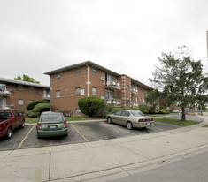 4607-4615 Hilton Ave Apartments