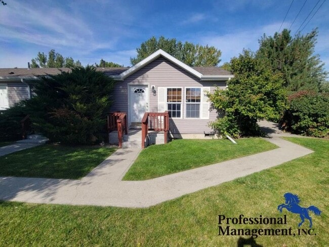 property at 978 S Heights Ln