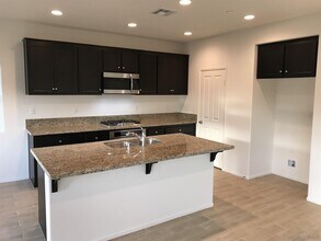 35546 Asturian Wy in Fallbrook, CA - Building Photo - Building Photo