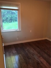 6833 25th Ave NE in Seattle, WA - Building Photo - Building Photo