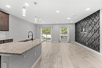 260 Smugglers Way in Apopka, FL - Building Photo - Building Photo