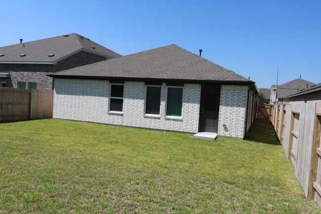 property at 20038 Palermo Shrs Dr