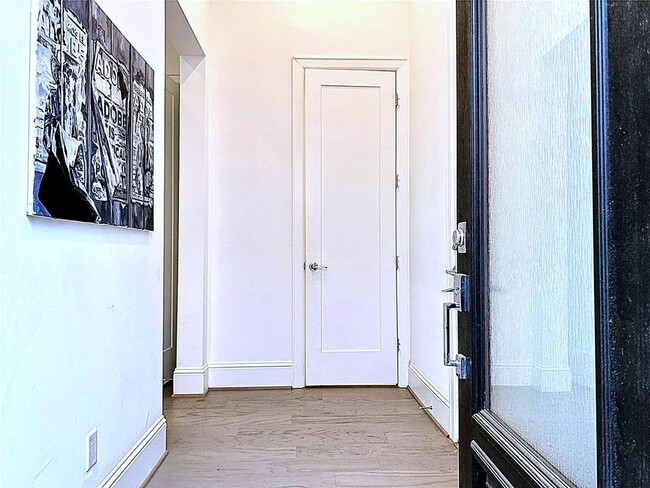 1541 Lawrence St in Houston, TX - Building Photo - Building Photo