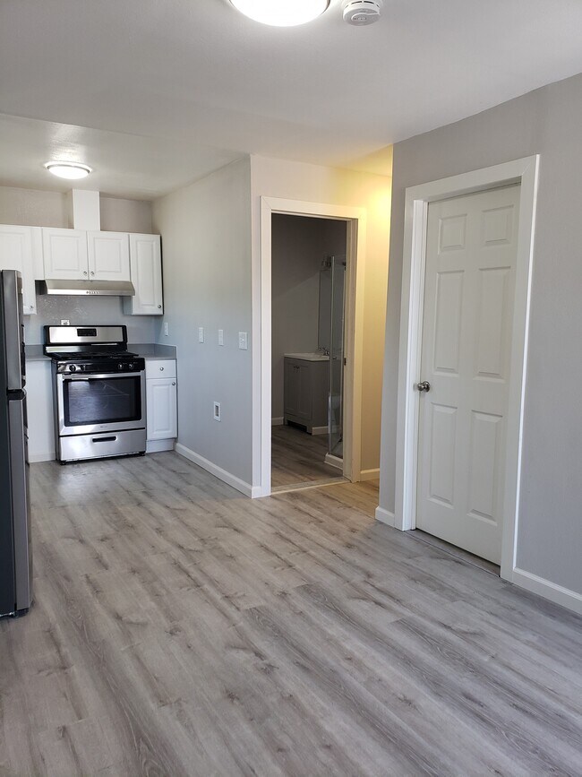 745 5th St, Unit A in Vallejo, CA - Building Photo - Building Photo