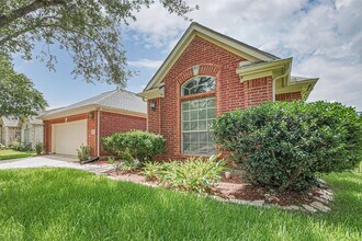 3118 Emory Oak Ln in Pearland, TX - Building Photo - Building Photo