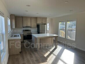 3220 Sutton Ln in Claremont, NC - Building Photo - Building Photo