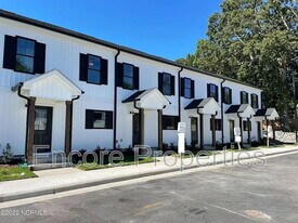 242 S Raleigh St in Angier, NC - Building Photo