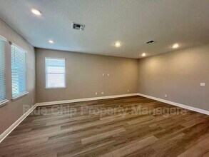 1224 Pampus Dr in Daytona Beach, FL - Building Photo - Building Photo