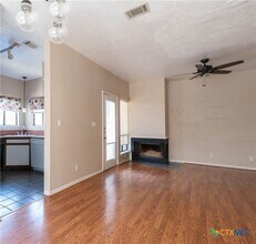 310 Pat Garrison St in San Marcos, TX - Building Photo - Building Photo
