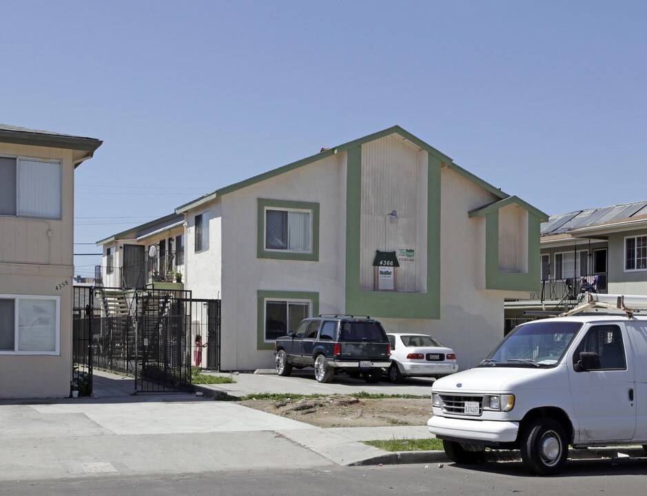 4366 51st St in San Diego, CA - Building Photo