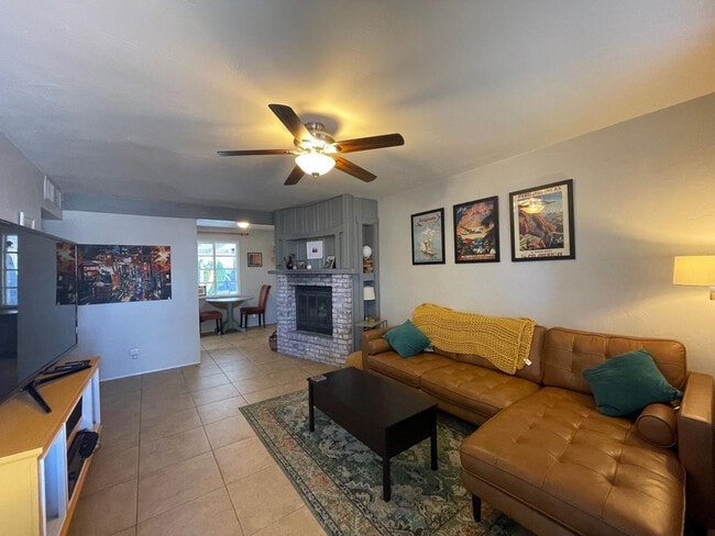 843 E Butler Dr in Phoenix, AZ - Building Photo - Building Photo