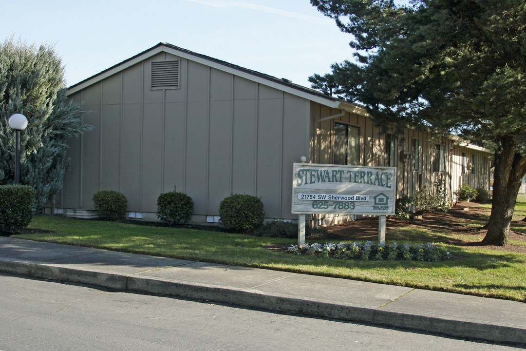 Stewart Terrace Senior Apartments in Sherwood, OR - Foto de edificio