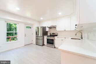 6917 Runnymede Trail in Fredericksburg, VA - Building Photo - Building Photo