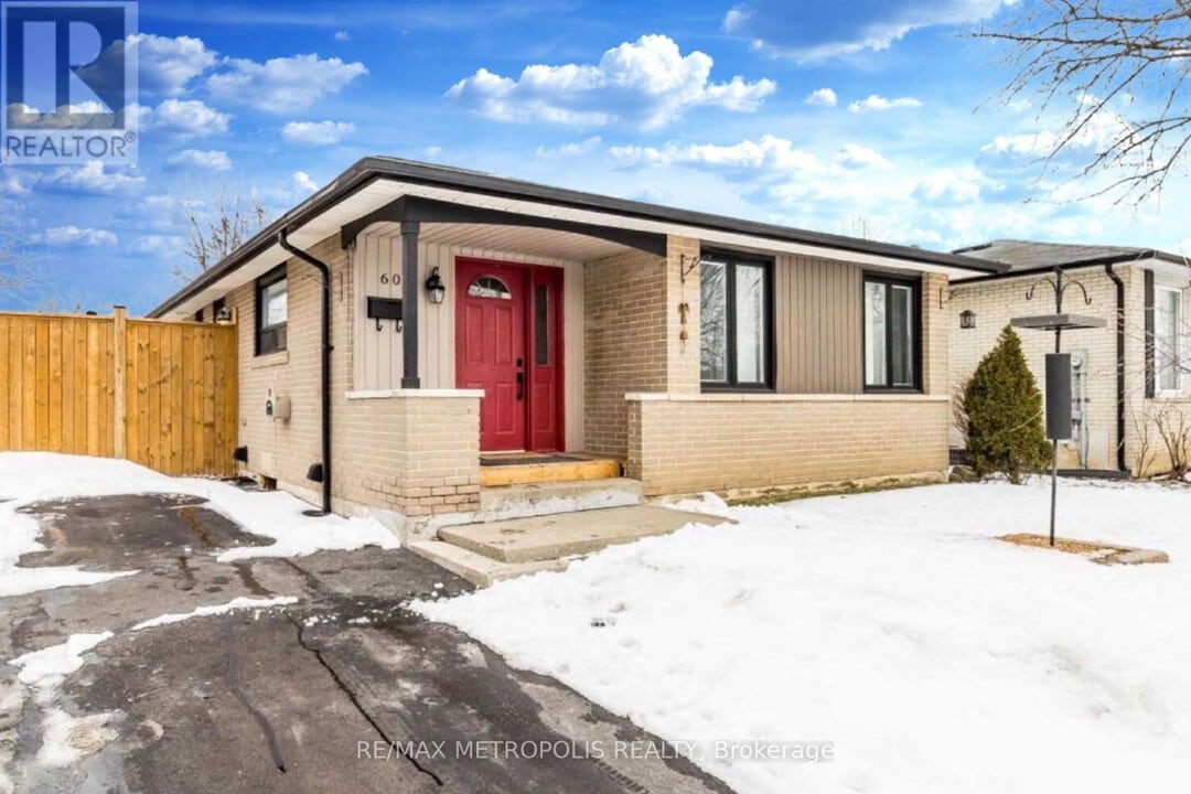 60 Reigate Ave in Brampton, ON - Building Photo
