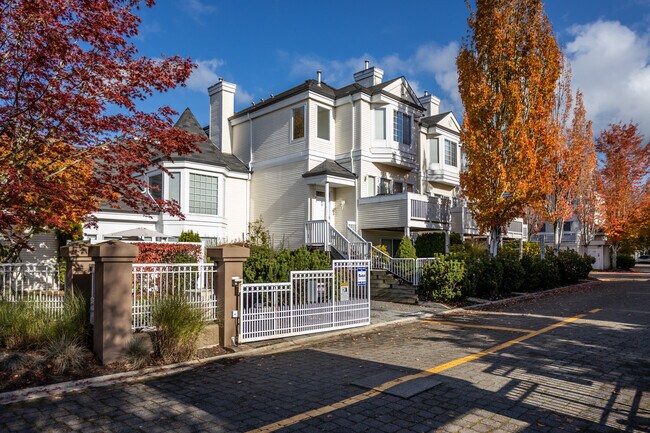 Francisco Village in Richmond, BC - Building Photo - Building Photo