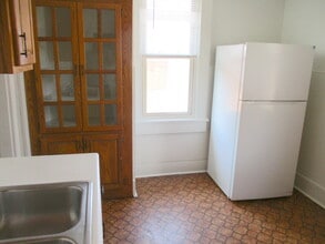 799 Kerr St, Unit 2nd Fl. Rear in Ambridge, PA - Building Photo - Building Photo