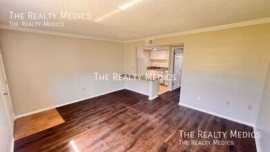 126 Blue Pointe Way in Altamonte Springs, FL - Building Photo - Building Photo