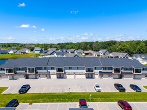 Portofino Place in De Pere, WI - Building Photo - Building Photo