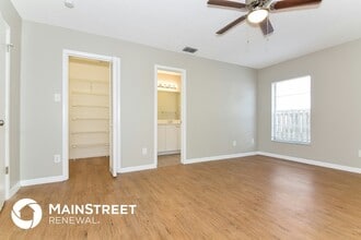 13210 Silvercreek Dr in Riverview, FL - Foto de edificio - Building Photo