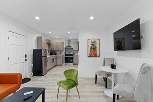 412 Harwood St, Unit SI ID1094307P in Orlando, FL - Building Photo