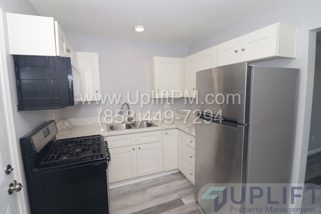 3123 Logan Ave in San Diego, CA - Building Photo