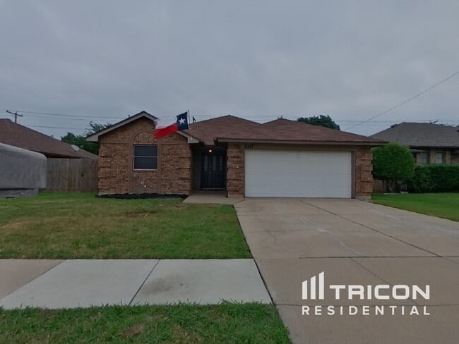 property at 6517 Aires Dr