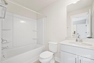 3015 Jolene Ct in Charlotte, NC - Building Photo - Building Photo