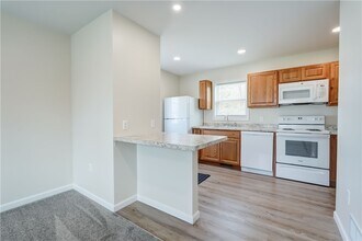 3924 W Walworth Rd in Macedon, NY - Building Photo - Building Photo