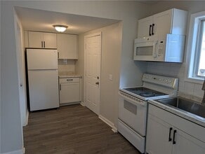 82 Cragg Rd in Rochester, NY - Building Photo - Building Photo