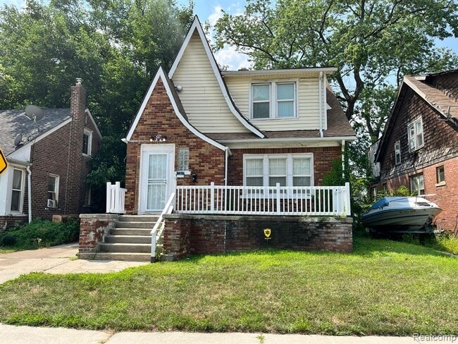 property at 15863 Kentucky St