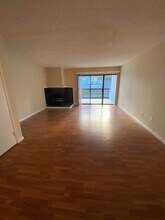 412 Barnegat Ln in Redwood City, CA - Building Photo - Building Photo