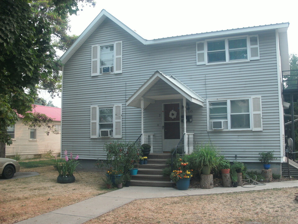 335 5th Ave W in Kalispell, MT - Building Photo